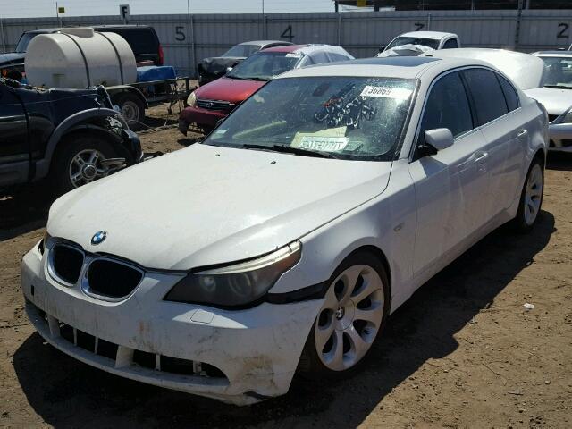 WBANE53556CK78666 - 2006 BMW 525I WHITE photo 2