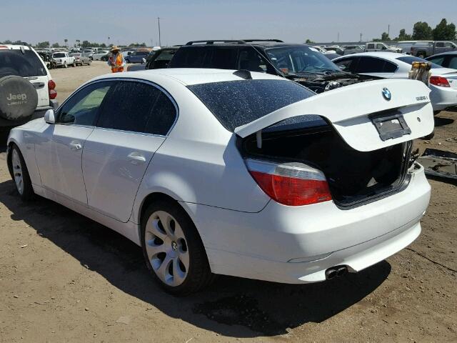 WBANE53556CK78666 - 2006 BMW 525I WHITE photo 3