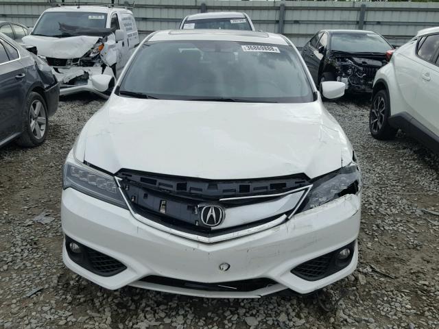 19UDE2F83GA012046 - 2016 ACURA ILX PREMIU WHITE photo 9