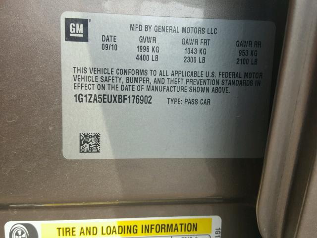 1G1ZA5EUXBF176902 - 2011 CHEVROLET MALIBU LS ნაცრისფერი ფოტო 10