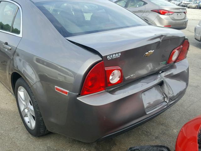 1G1ZA5EUXBF176902 - 2011 CHEVROLET MALIBU LS ნაცრისფერი ფოტო 9