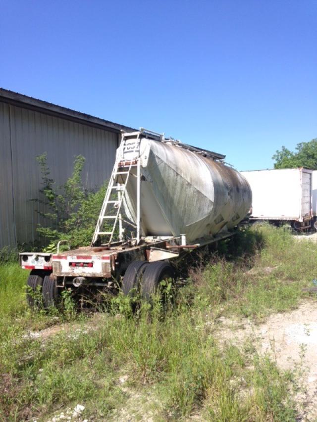 FRV736804 - 1979 FRUEHAUF TRAILER SILVER photo 4