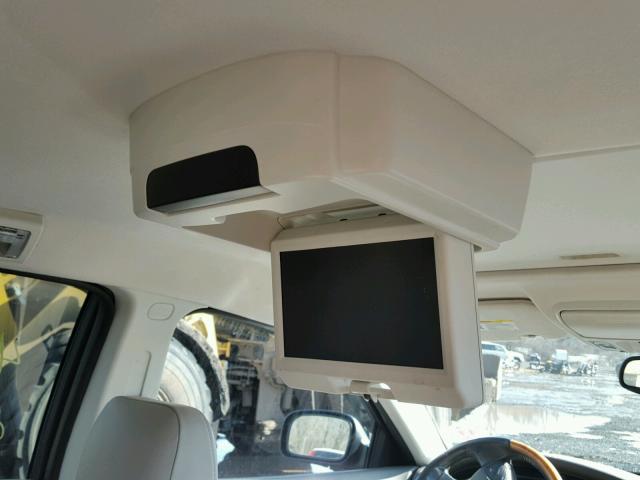 2A8GF78X28R664477 - 2008 CHRYSLER PACIFICA L 米色 照片 9