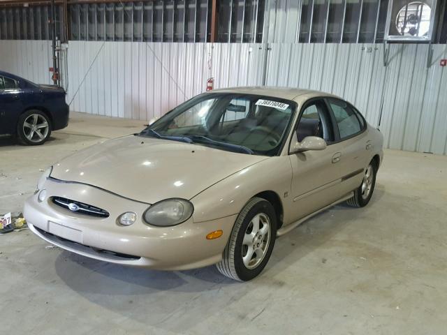 1FAFP52S6WA154190 - 1998 FORD TAURUS LX GOLD photo 2