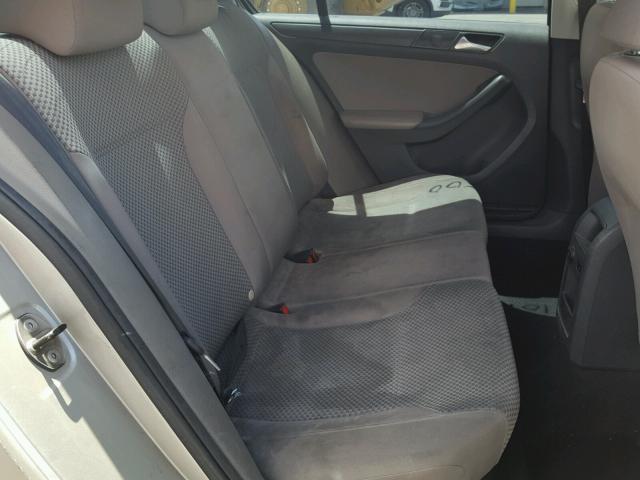 3VW2K7AJ1EM270276 - 2014 VOLKSWAGEN JETTA BASE 棕色 照片 6