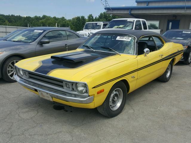 LM29H2B324340 - 1972 DODGE DART 2DR YELLOW photo 2