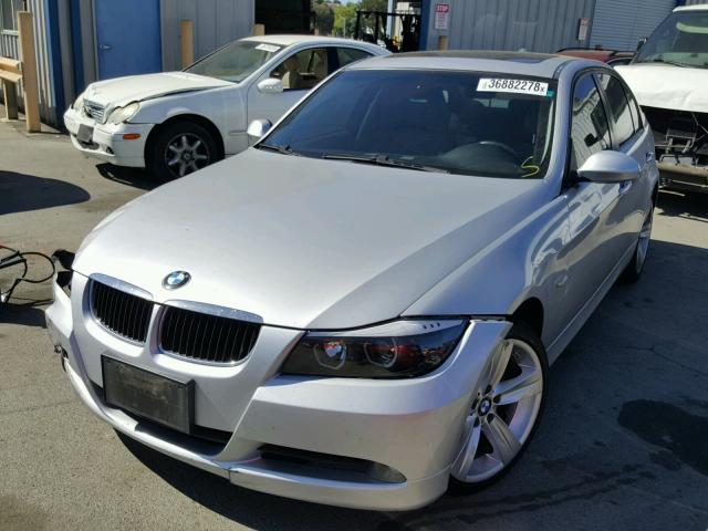 WBAVB175X6NK32895 - 2006 BMW 325 I AUTO SILVER photo 2