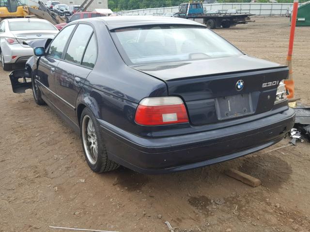 WBADT63411CF10240 - 2001 BMW 530 I AUTO BLUE photo 3