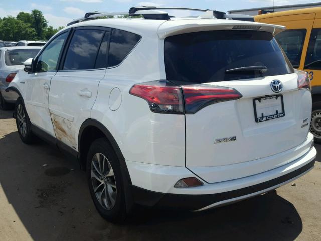 JTMRJREV2GD052651 - 2016 TOYOTA RAV4 HV XL WHITE photo 3