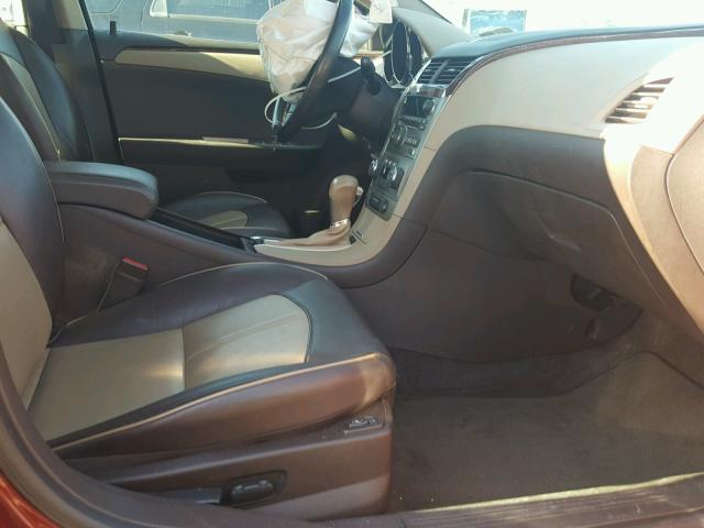 1G1ZE5E79BF255539 - 2011 CHEVROLET MALIBU LTZ მუქწითელი ფოტო 5