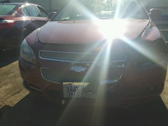 1G1ZE5E79BF255539 - 2011 CHEVROLET MALIBU LTZ მუქწითელი ფოტო 9