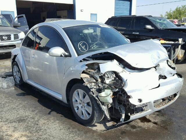 3VWPW31C18M512766 - 2008 VOLKSWAGEN NEW BEETLE 银色 照片 1