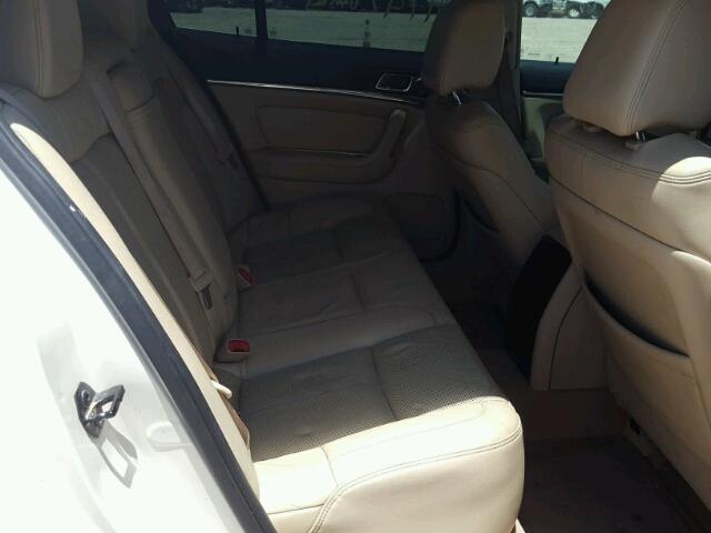 1LNHM93R69G605873 - 2009 LINCOLN MKS WHITE photo 6