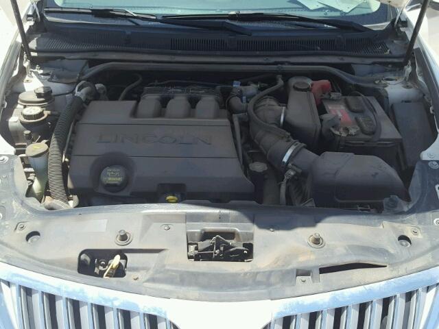 1LNHM93R69G605873 - 2009 LINCOLN MKS WHITE photo 7