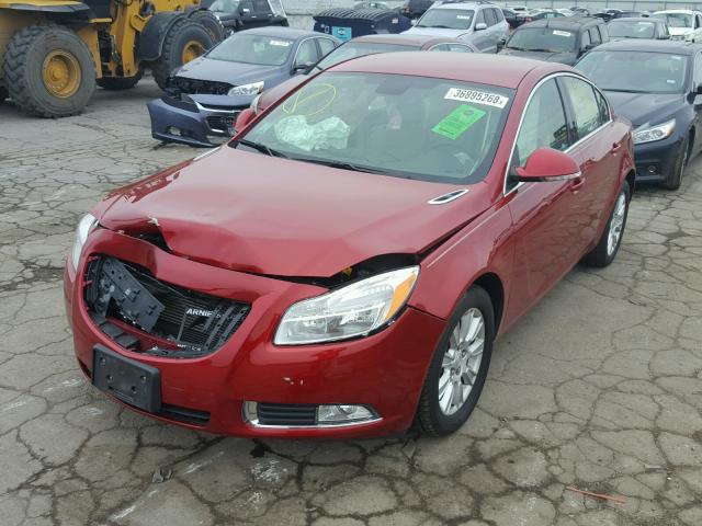 2G4GR5ER8D9154861 - 2013 BUICK REGAL RED photo 2