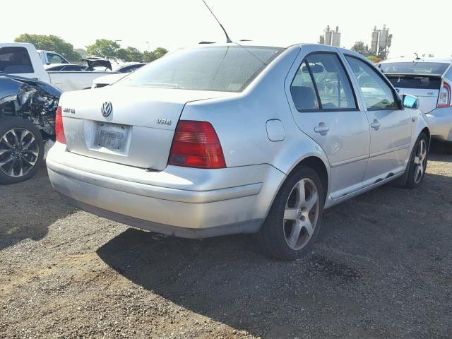 3VWTE29M4YM082904 - 2000 VOLKSWAGEN JETTA GLX SILVER photo 4