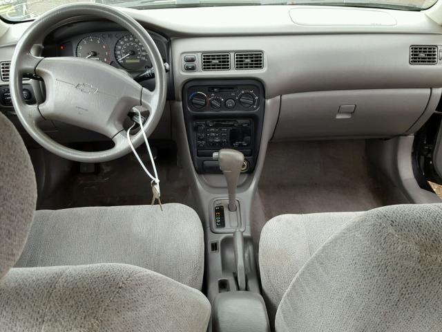 1Y1SK5486WZ412827 - 1998 CHEVROLET GEO PRIZM 黑色 照片 9