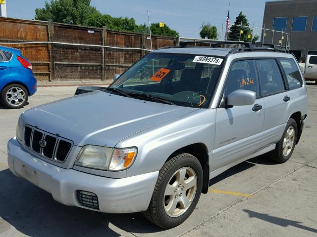 JF1SF65642H704025 - 2002 SUBARU FORESTER S SILVER photo 2