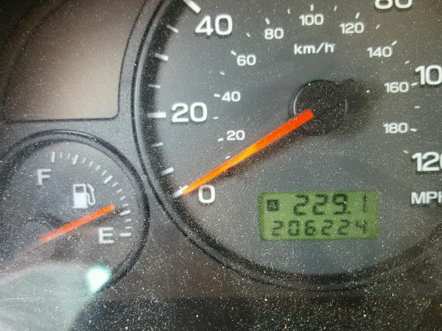 JF1SF65642H704025 - 2002 SUBARU FORESTER S SILVER photo 8