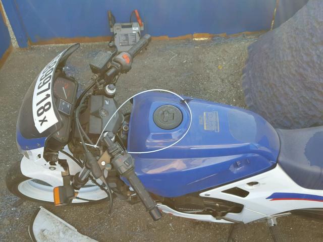 JH2MC1518LM200273 - 1990 HONDA VTR250 WHITE photo 5