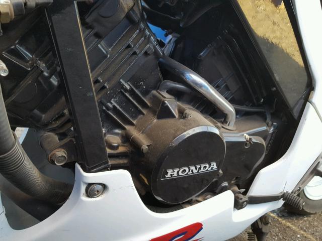 JH2MC1518LM200273 - 1990 HONDA VTR250 WHITE photo 7