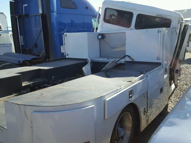 1FV6GJBC2XHA93657 - 1999 FREIGHTLINER MEDIUM CON WHITE photo 4