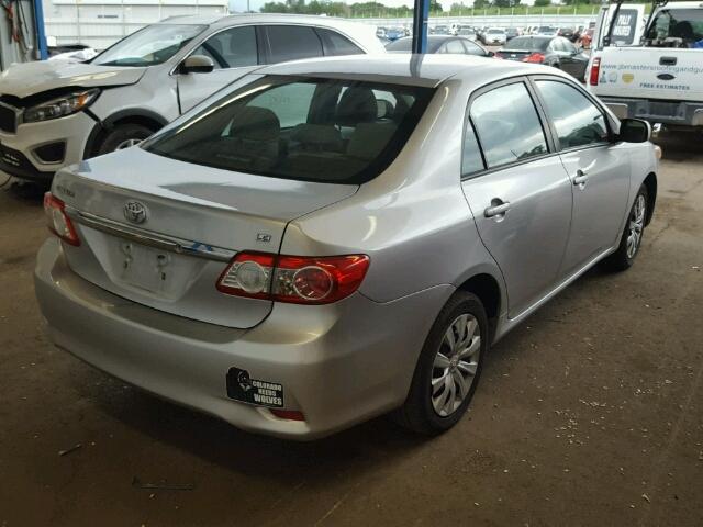 2T1BU4EEXCC792113 - 2012 TOYOTA COROLLA BA SILVER photo 4