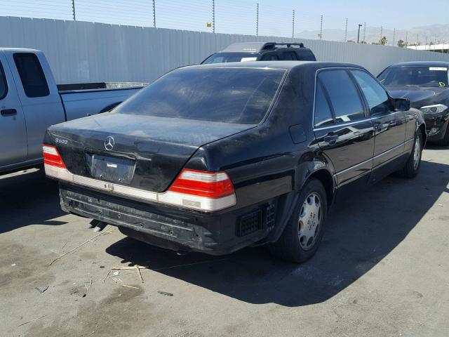 WDBGA33E7SA209462 - 1995 MERCEDES-BENZ S 320 BLACK photo 4