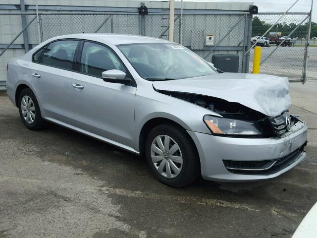 1VWAP7A3XDC110752 - 2013 VOLKSWAGEN PASSAT S SILVER photo 1