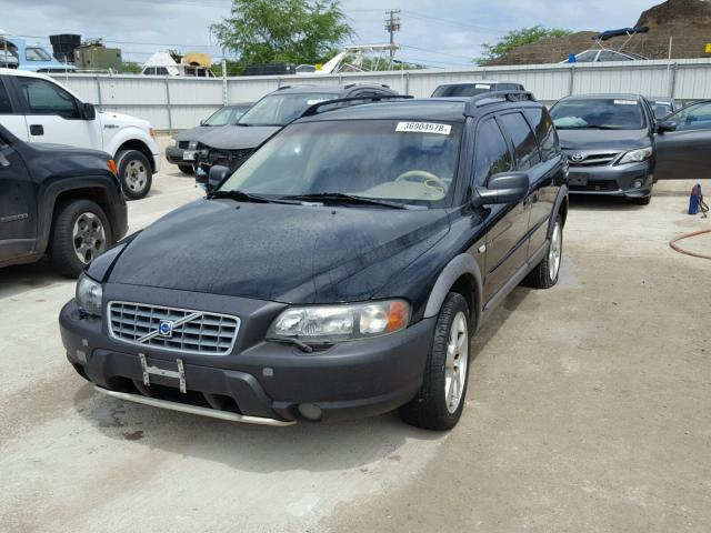 YV1SZ58D311041960 - 2001 VOLVO V70 XC BLACK photo 2