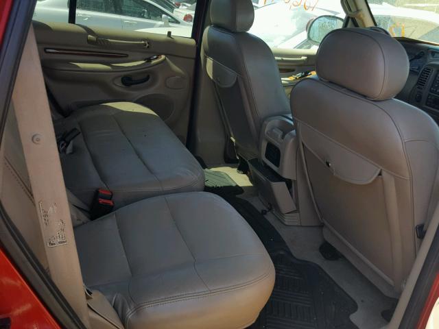 5LMFU28R01LJ15946 - 2001 LINCOLN NAVIGATOR RED photo 6