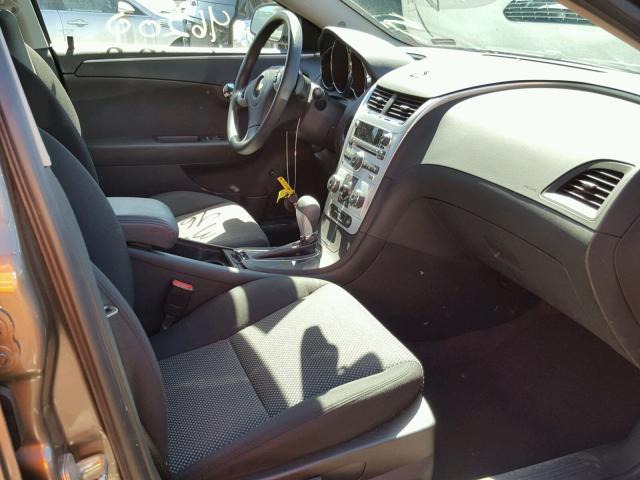 1G1ZC5EB8AF322365 - 2010 CHEVROLET MALIBU 1LT GRAY photo 5