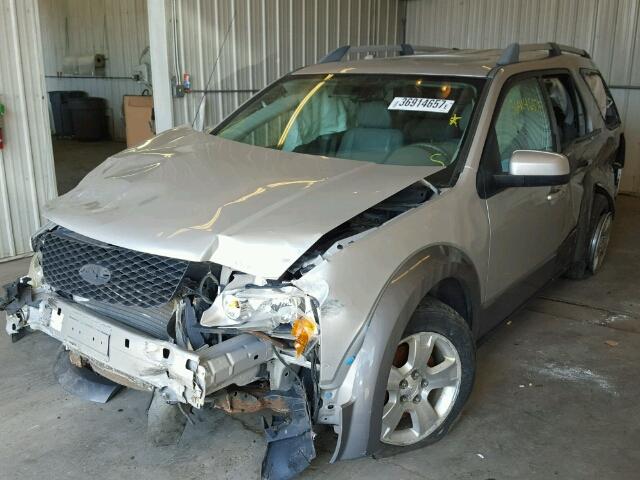 1FMDK05136GA48052 - 2006 FORD FREESTYLE SILVER photo 2