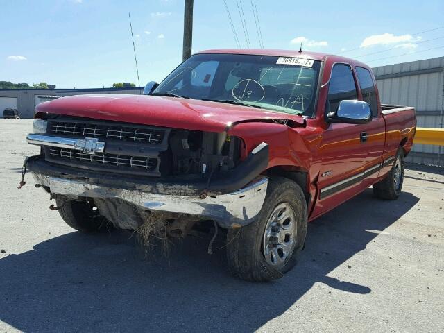 1GCEK19T51E269702 - 2001 CHEVROLET SILVERADO RED photo 2