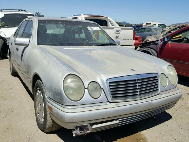 WDBJF55F0VJ034355 - 1997 MERCEDES-BENZ E 320 SILVER photo 1