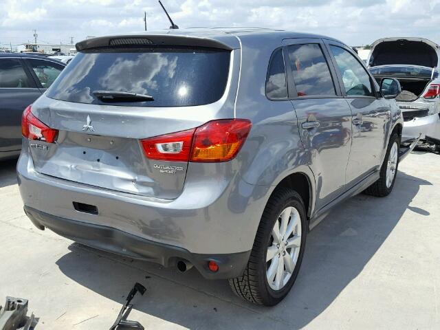 4A4AP3AU5FE003595 - 2015 MITSUBISHI OUTLANDER SILVER photo 4