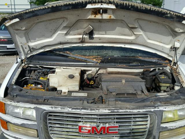 1GTHG39R0Y1124079 - 2000 GMC SAVANA G35 WHITE photo 7