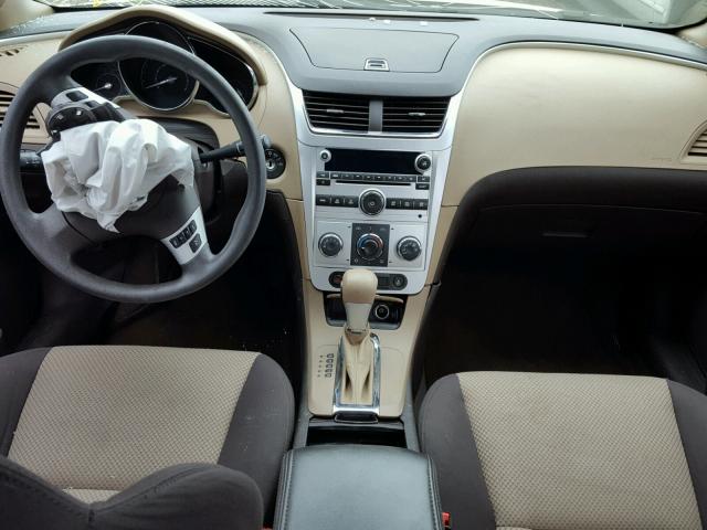 1G1ZB5E03CF142991 - 2012 CHEVROLET MALIBU LS ოქროსფერი ფოტო 9