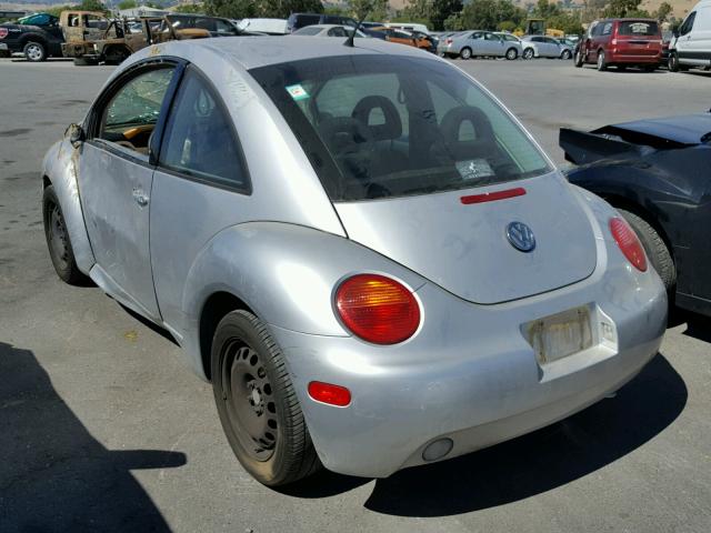 3VWCP21CX1M424908 - 2001 VOLKSWAGEN NEW BEETLE Gümüş foto 3