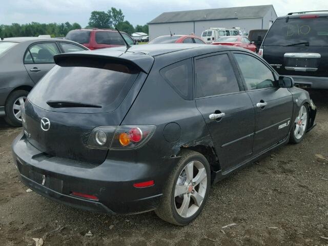 JM1BK343641101584 - 2004 MAZDA 3 HATCHBAC BLACK photo 4