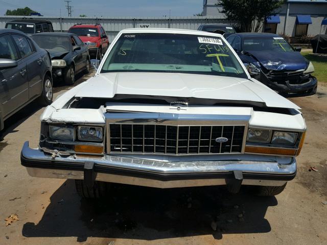 1FABP43F4EZ129122 - 1984 FORD LTD CROWN WHITE photo 10