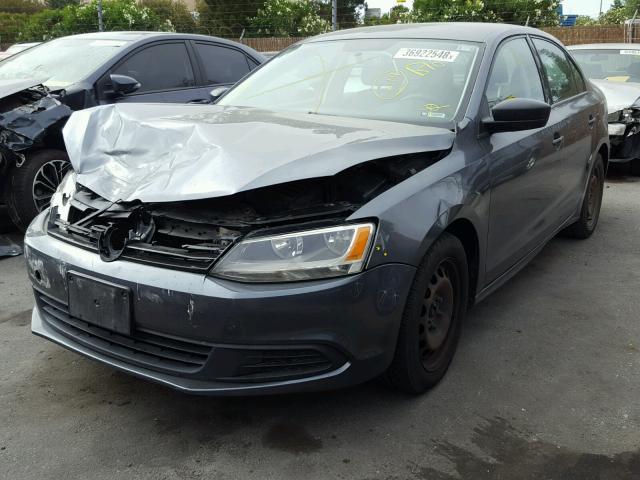 3VW2K7AJ4BM093105 - 2011 VOLKSWAGEN JETTA BASE 灰色 照片 2