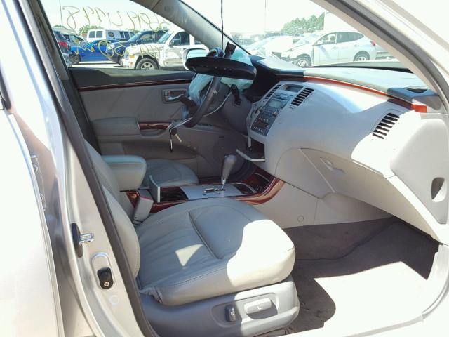 KMHFC46F88A303534 - 2008 HYUNDAI AZERA SE SILVER photo 5