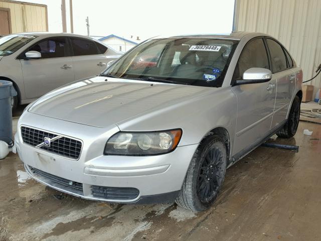 YV1MS382372303866 - 2007 VOLVO S40 2.4I SILVER photo 2