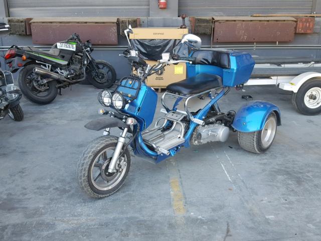 L37LMJFV6AZ050111 - 2010 ZHEN SCOOTER BLUE photo 2