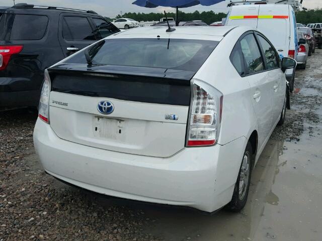 JTDKN3DU1B0319872 - 2011 TOYOTA PRIUS WHITE photo 4