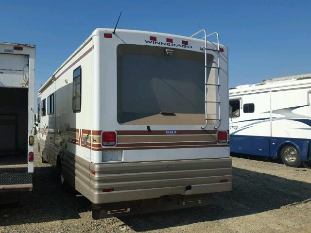 3FCNF53S1XJA28400 - 1999 FORD RV WHITE photo 3