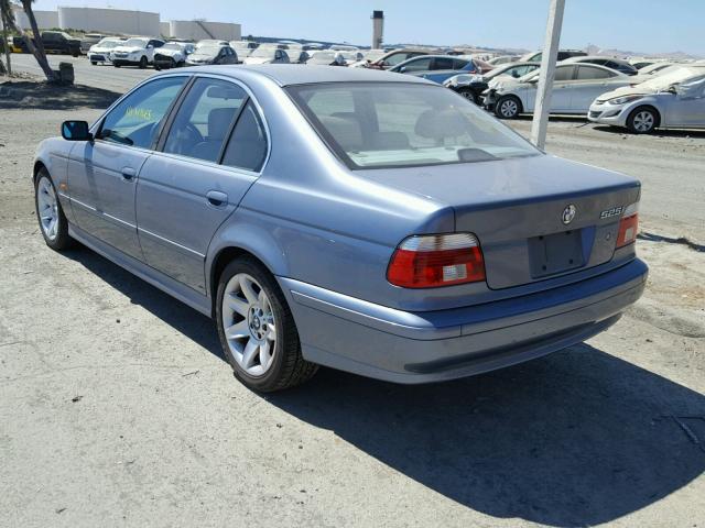 WBADT43422GZ95905 - 2002 BMW 525 I AUTO BLUE photo 3