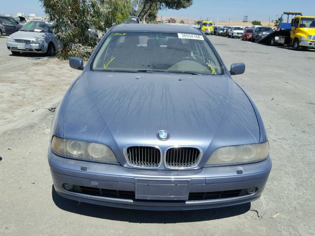 WBADT43422GZ95905 - 2002 BMW 525 I AUTO BLUE photo 9