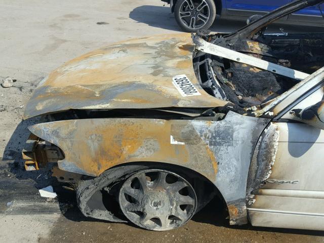 2G4WB52K5W1559522 - 1998 BUICK REGAL LS 白色 照片 10